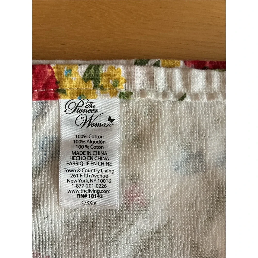 Pioneer Woman Dish towels Sweet Rose And Checkered Discontinued Pattern